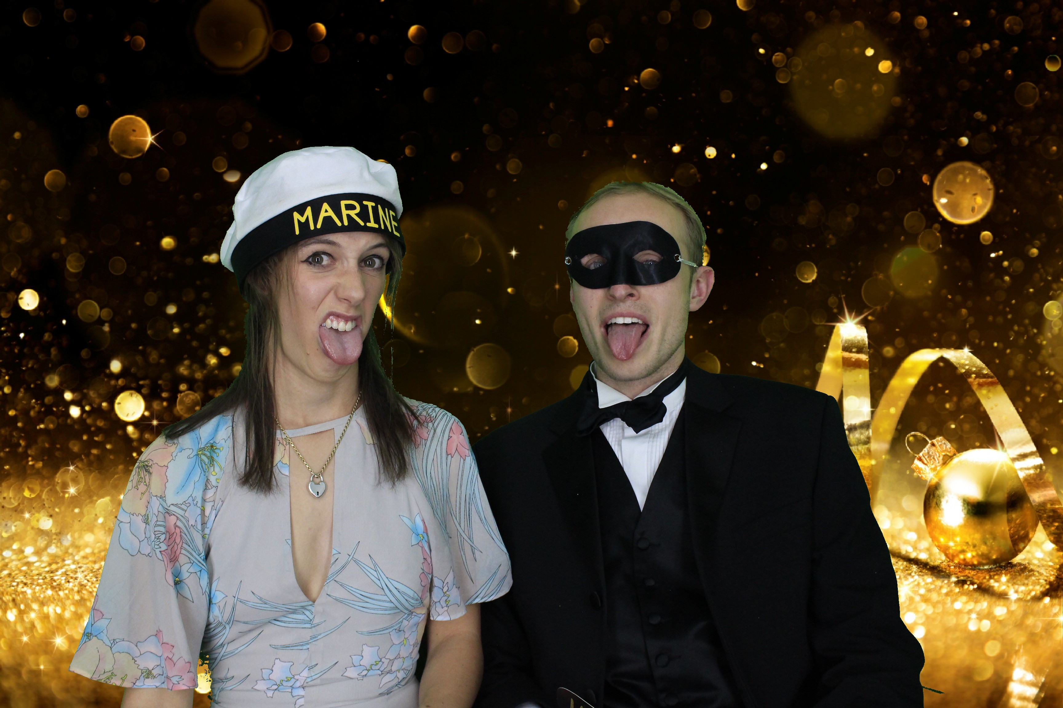 New Years Eve Party Silvermere | View more photos from the event at gallery.myphotoboothexperience.co.uk/u/MyPhotoBoothExperienceLtd/New-Years-Eve-Party-Silvermere